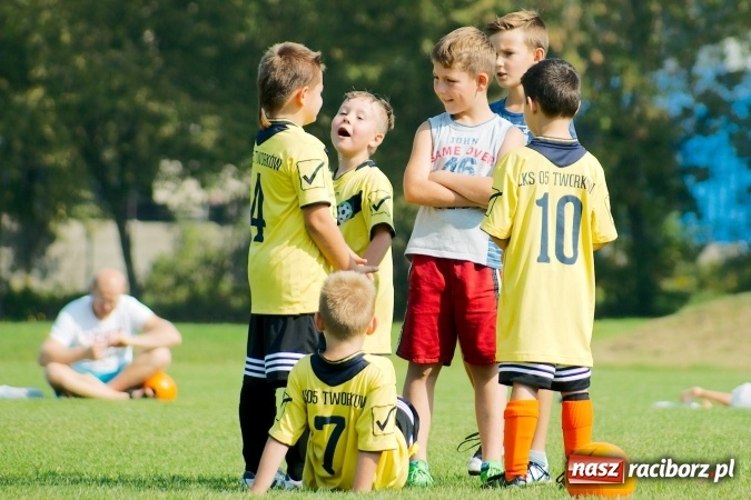Zdjęcie w galerii na portalu naszraciborz.pl: Żaki Rafako i Tworkowa zainaugurowały sezon wiadomości z regionu