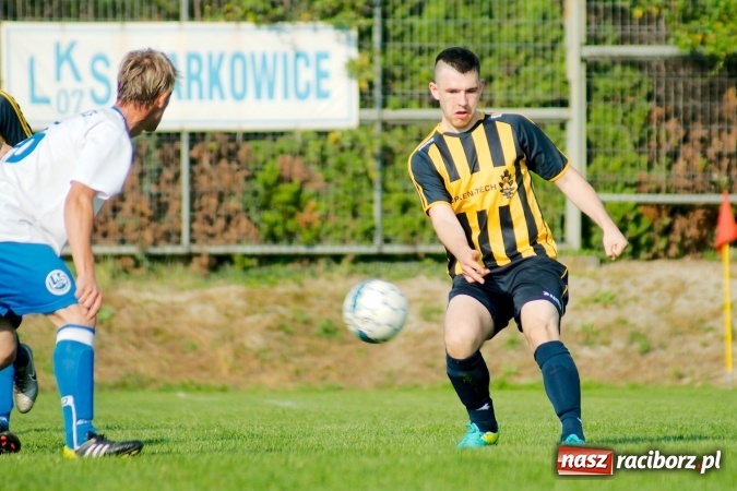 Zdjęcie w galerii na portalu naszraciborz.pl: B klasa: Festiwal niewykorzystanych sytuacji w starciu Markowic i Gaszowic wiadomości z regionu