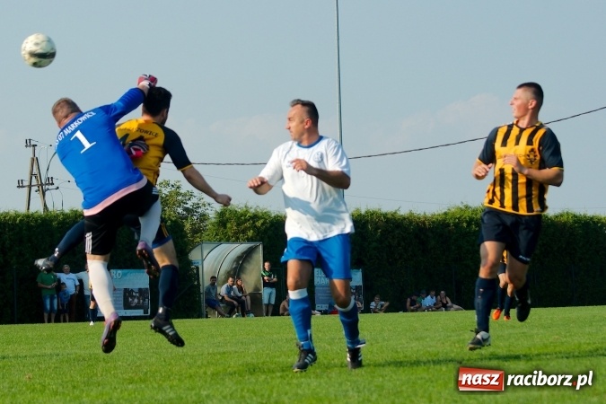 Zdjęcie w galerii na portalu naszraciborz.pl: B klasa: Festiwal niewykorzystanych sytuacji w starciu Markowic i Gaszowic wiadomości z regionu