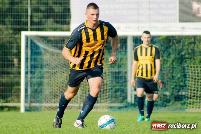 Zdjęcie w galerii na portalu naszraciborz.pl: B klasa: Festiwal niewykorzystanych sytuacji w starciu Markowic i Gaszowic wiadomości z regionu