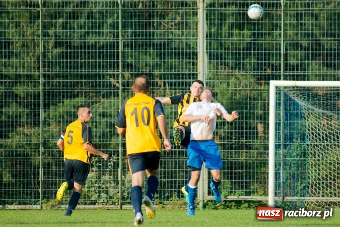 Zdjęcie w galerii na portalu naszraciborz.pl: B klasa: Festiwal niewykorzystanych sytuacji w starciu Markowic i Gaszowic wiadomości z regionu