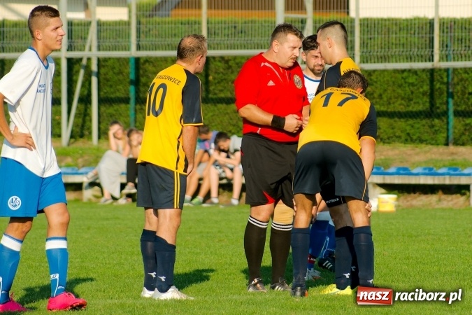 Zdjęcie w galerii na portalu naszraciborz.pl: B klasa: Festiwal niewykorzystanych sytuacji w starciu Markowic i Gaszowic wiadomości z regionu