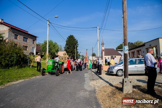 Zdjęcie w galerii na portalu naszraciborz.pl: Dożynki 2016. Gmina Rudnik świętuje w parafii Łubowice wiadomości z regionu