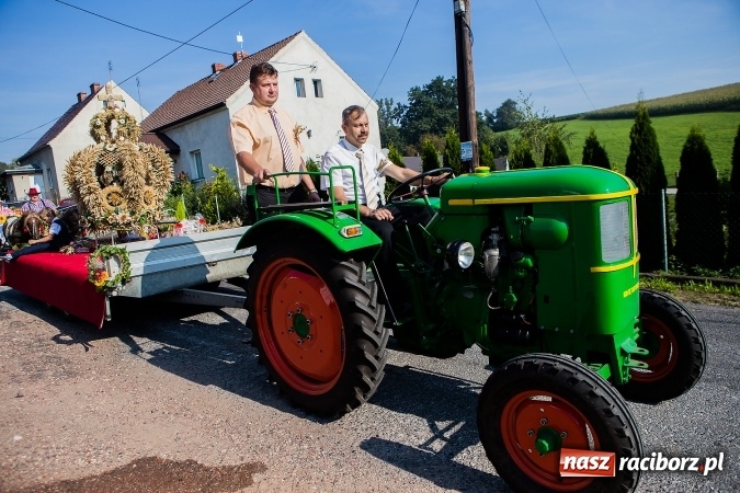 Zdjęcie w galerii na portalu naszraciborz.pl: Dożynki 2016. Gmina Rudnik świętuje w parafii Łubowice wiadomości z regionu