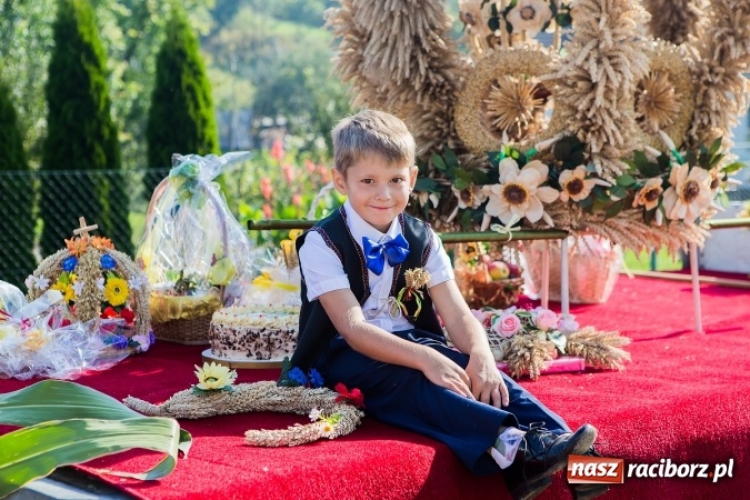 Zdjęcie w galerii na portalu naszraciborz.pl: Dożynki 2016. Gmina Rudnik świętuje w parafii Łubowice wiadomości z regionu