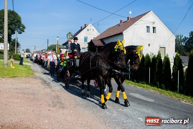 Zdjęcie w galerii na portalu naszraciborz.pl: Dożynki 2016. Gmina Rudnik świętuje w parafii Łubowice wiadomości z regionu