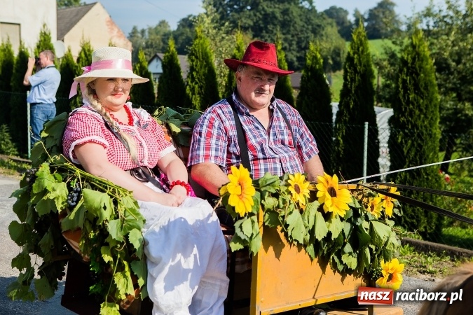 Zdjęcie w galerii na portalu naszraciborz.pl: Dożynki 2016. Gmina Rudnik świętuje w parafii Łubowice wiadomości z regionu