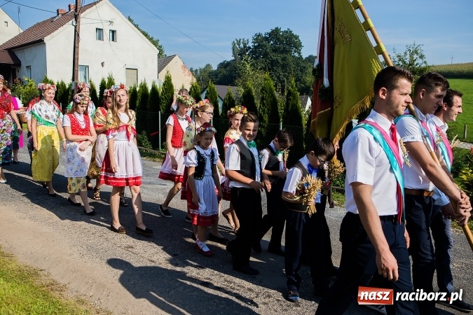 Zdjęcie w galerii na portalu naszraciborz.pl: Dożynki 2016. Gmina Rudnik świętuje w parafii Łubowice wiadomości z regionu