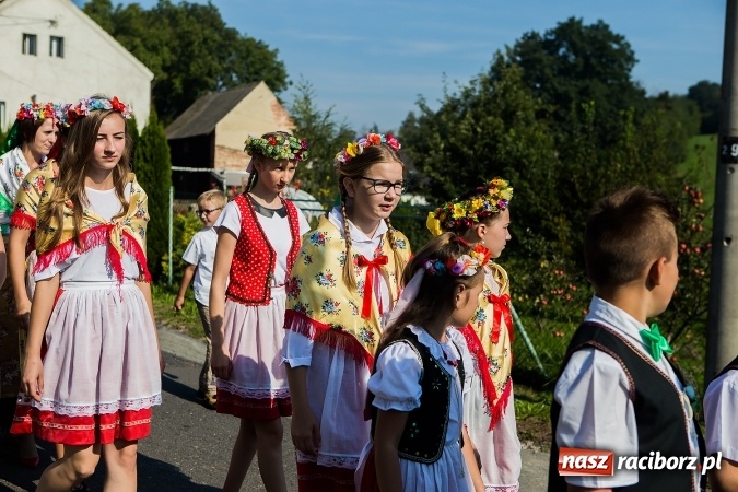 Zdjęcie w galerii na portalu naszraciborz.pl: Dożynki 2016. Gmina Rudnik świętuje w parafii Łubowice wiadomości z regionu