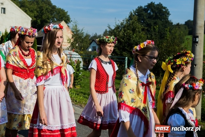 Zdjęcie w galerii na portalu naszraciborz.pl: Dożynki 2016. Gmina Rudnik świętuje w parafii Łubowice wiadomości z regionu