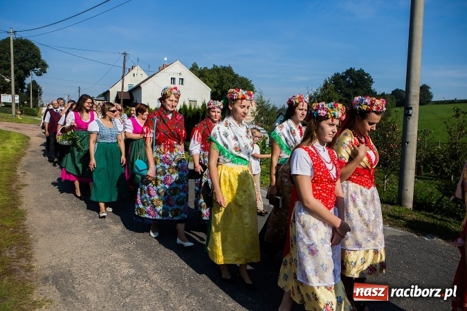 Zdjęcie w galerii na portalu naszraciborz.pl: Dożynki 2016. Gmina Rudnik świętuje w parafii Łubowice wiadomości z regionu