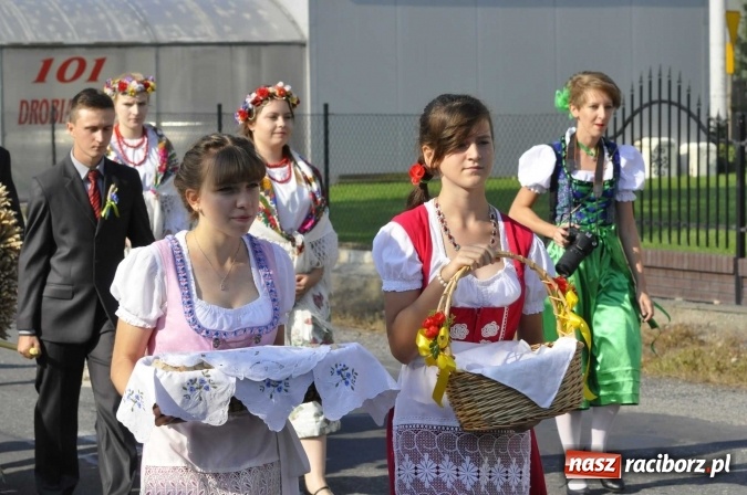 Zdjęcie w galerii na portalu naszraciborz.pl: Dożynki 2016. Parafia Zawada Książęca dziękuje za plony wiadomości z regionu