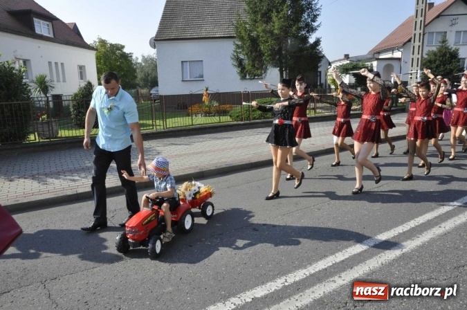 Zdjęcie w galerii na portalu naszraciborz.pl: Dożynki 2016. Parafia Zawada Książęca dziękuje za plony wiadomości z regionu