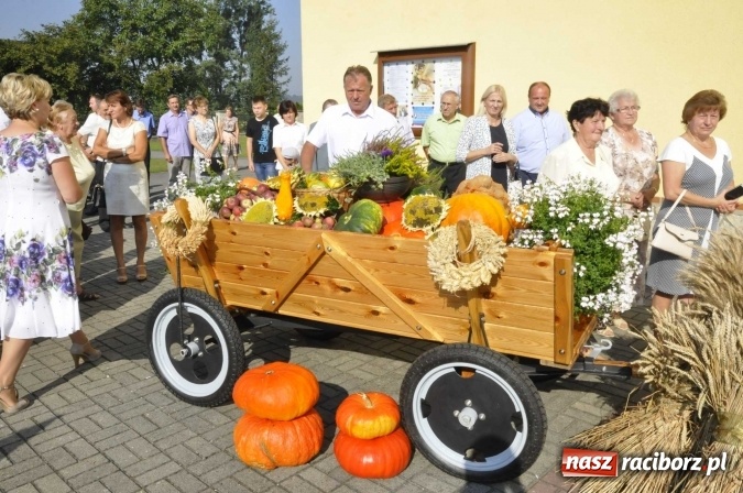 Zdjęcie w galerii na portalu naszraciborz.pl: Dożynki 2016. Parafia Zawada Książęca dziękuje za plony wiadomości z regionu