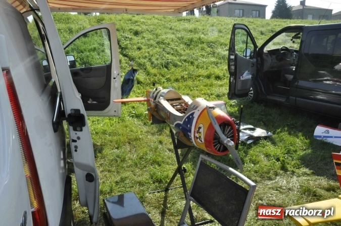 Zdjęcie w galerii na portalu naszraciborz.pl: Air Show nad Ulgą. Z planu filmowego Dywizjon 303 nad raciborskie niebo wiadomości z regionu