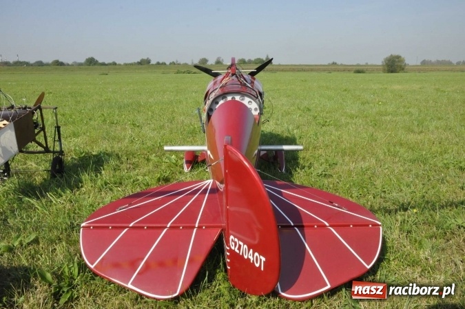 Zdjęcie w galerii na portalu naszraciborz.pl: Air Show nad Ulgą. Z planu filmowego Dywizjon 303 nad raciborskie niebo wiadomości z regionu