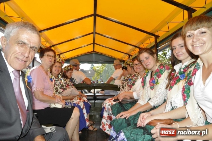 Zdjęcie w galerii na portalu naszraciborz.pl: Dożynki Powiatowe 2016. KORNOWAC - mała gmina z długim korowodem wiadomości z regionu