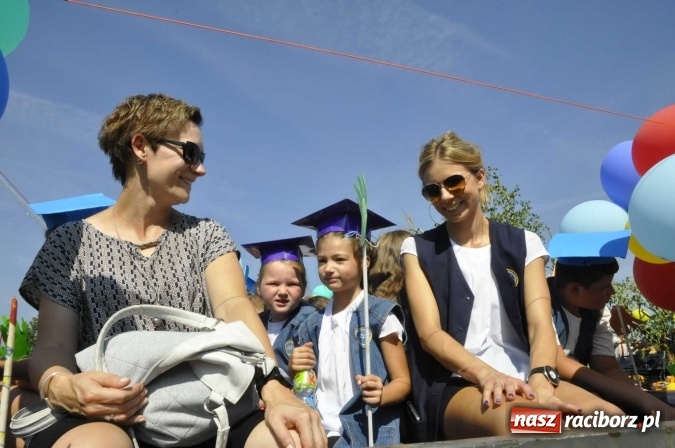 Zdjęcie w galerii na portalu naszraciborz.pl: Dożynki Powiatowe 2016. KORNOWAC - mała gmina z długim korowodem wiadomości z regionu