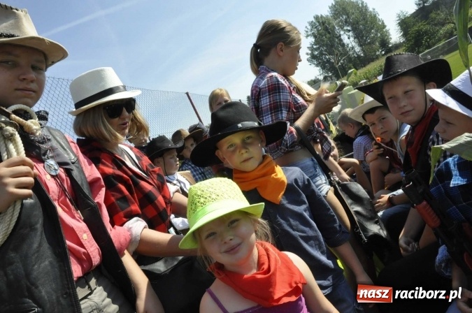 Zdjęcie w galerii na portalu naszraciborz.pl: Dożynki Powiatowe 2016. KORNOWAC - mała gmina z długim korowodem wiadomości z regionu
