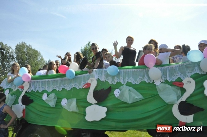 Zdjęcie w galerii na portalu naszraciborz.pl: Dożynki Powiatowe 2016. KORNOWAC - mała gmina z długim korowodem wiadomości z regionu