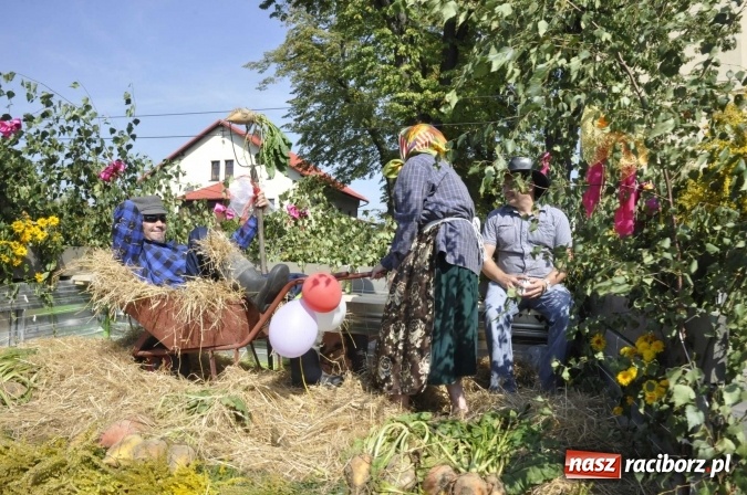 Zdjęcie w galerii na portalu naszraciborz.pl: Dożynki Powiatowe 2016. KORNOWAC - mała gmina z długim korowodem wiadomości z regionu