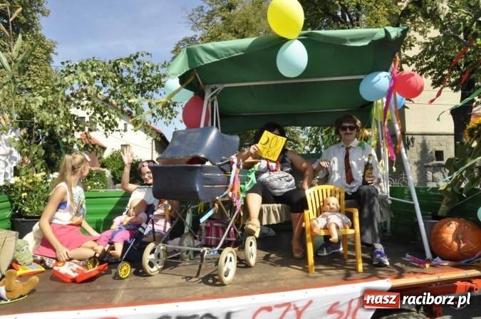 Zdjęcie w galerii na portalu naszraciborz.pl: Dożynki Powiatowe 2016. KORNOWAC - mała gmina z długim korowodem wiadomości z regionu