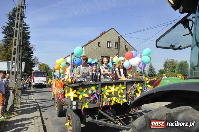 Zdjęcie w galerii na portalu naszraciborz.pl: Dożynki Powiatowe 2016. KORNOWAC - mała gmina z długim korowodem wiadomości z regionu