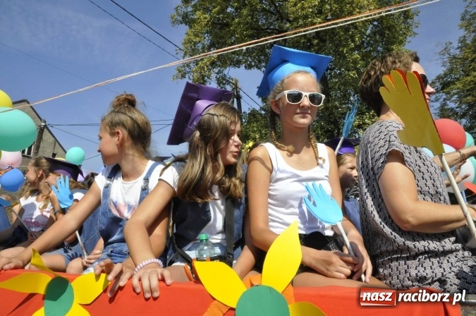 Zdjęcie w galerii na portalu naszraciborz.pl: Dożynki Powiatowe 2016. KORNOWAC - mała gmina z długim korowodem wiadomości z regionu