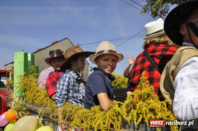 Zdjęcie w galerii na portalu naszraciborz.pl: Dożynki Powiatowe 2016. KORNOWAC - mała gmina z długim korowodem wiadomości z regionu