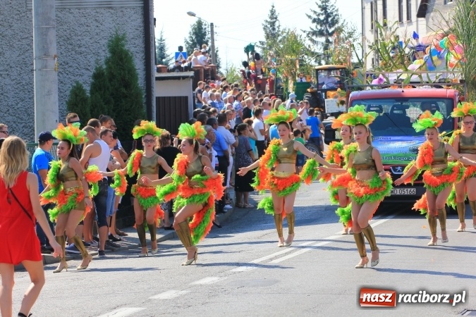 Zdjęcie w galerii na portalu naszraciborz.pl: Dożynki 2016. Tak się bawi Lubomia! wiadomości z regionu