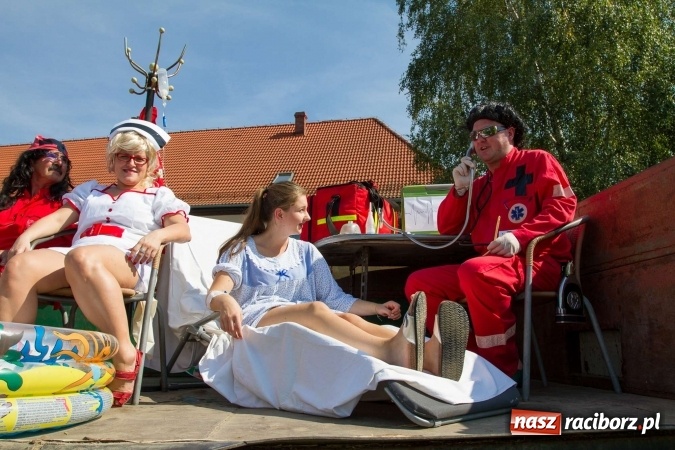 Zdjęcie w galerii na portalu naszraciborz.pl: Dożynki 2016. W samborowickim SPA masuje sam sołtys  wiadomości z regionu