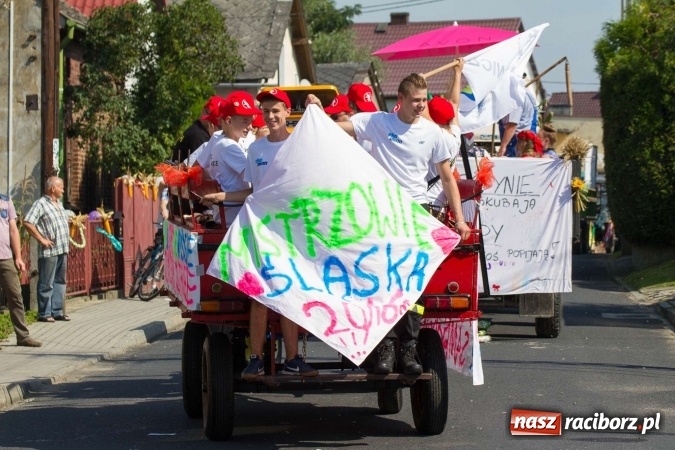 Zdjęcie w galerii na portalu naszraciborz.pl: Dożynki 2016. W samborowickim SPA masuje sam sołtys  wiadomości z regionu