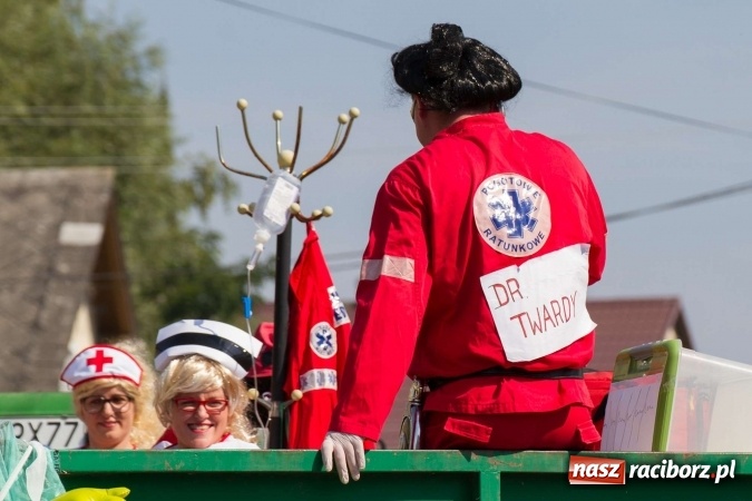 Zdjęcie w galerii na portalu naszraciborz.pl: Dożynki 2016. W samborowickim SPA masuje sam sołtys  wiadomości z regionu