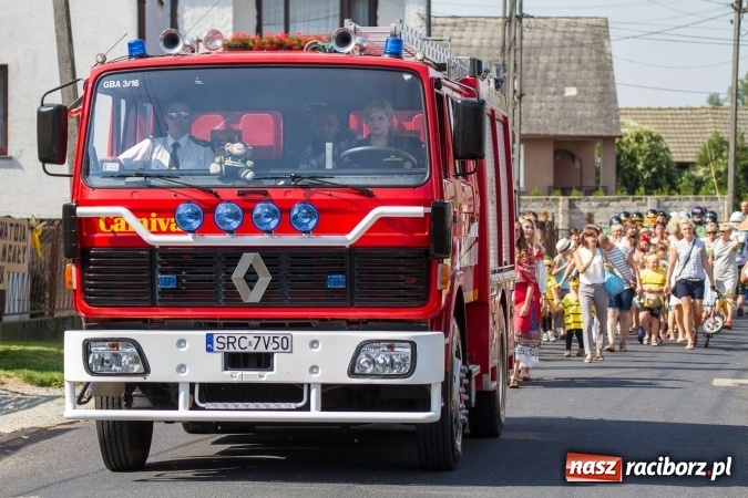 Zdjęcie w galerii na portalu naszraciborz.pl: Dożynki 2016. W samborowickim SPA masuje sam sołtys  wiadomości z regionu