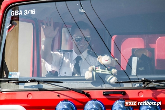 Zdjęcie w galerii na portalu naszraciborz.pl: Dożynki 2016. W samborowickim SPA masuje sam sołtys  wiadomości z regionu