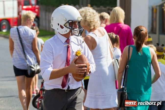 Zdjęcie w galerii na portalu naszraciborz.pl: Dożynki 2016. W samborowickim SPA masuje sam sołtys  wiadomości z regionu