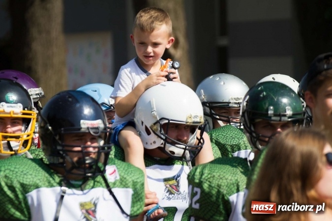 Zdjęcie w galerii na portalu naszraciborz.pl: Dożynki 2016. W samborowickim SPA masuje sam sołtys  wiadomości z regionu