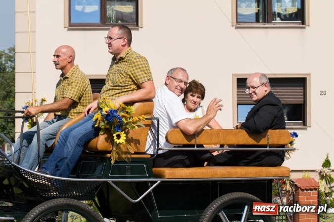 Zdjęcie w galerii na portalu naszraciborz.pl: Dożynki 2016. W samborowickim SPA masuje sam sołtys  wiadomości z regionu