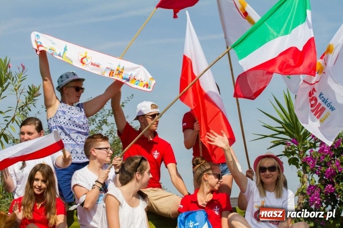 Zdjęcie w galerii na portalu naszraciborz.pl: Dożynki 2016. W samborowickim SPA masuje sam sołtys  wiadomości z regionu