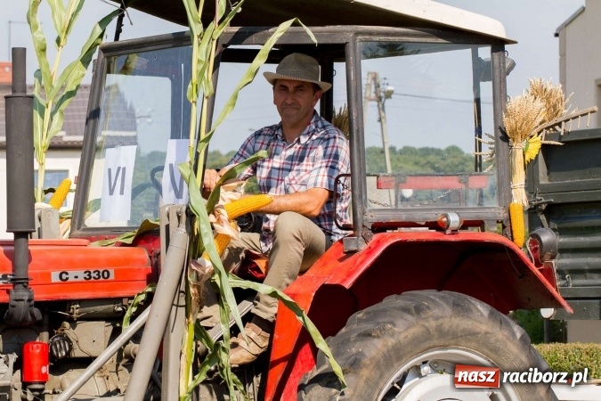 Zdjęcie w galerii na portalu naszraciborz.pl: Dożynki 2016. W samborowickim SPA masuje sam sołtys  wiadomości z regionu