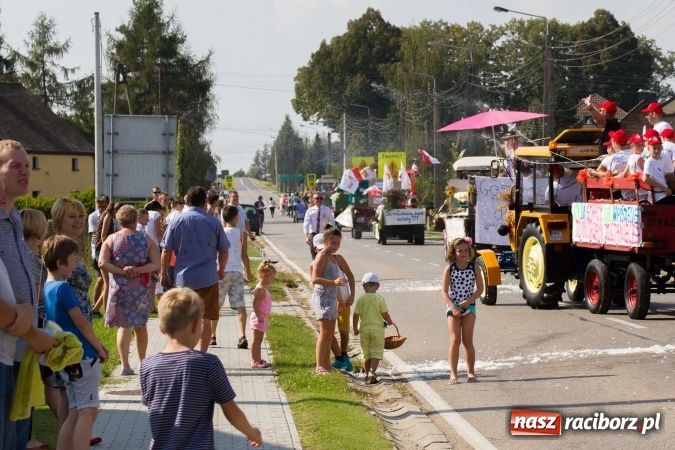 Zdjęcie w galerii na portalu naszraciborz.pl: Dożynki 2016. W samborowickim SPA masuje sam sołtys  wiadomości z regionu