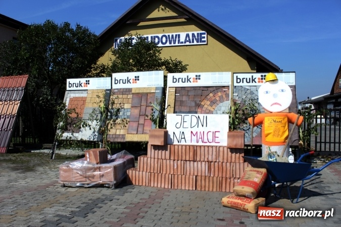 Zdjęcie w galerii na portalu naszraciborz.pl: Dożynki 2016. Korowód gigant w Kornowacu  wiadomości z regionu