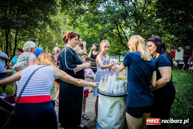 Zdjęcie w galerii na portalu naszraciborz.pl: IV Bajkowy Park. Zapełniliśmy bulwary z plażą. Dziękujemy serdecznie za wspólną zabawę wiadomości z regionu
