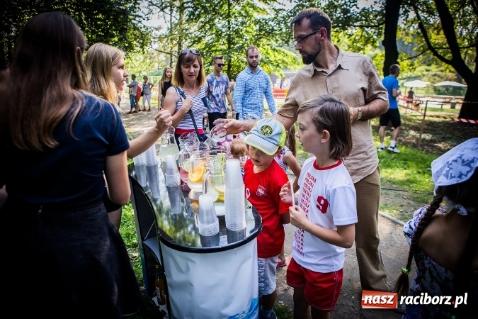 Zdjęcie w galerii na portalu naszraciborz.pl: IV Bajkowy Park. Zapełniliśmy bulwary z plażą. Dziękujemy serdecznie za wspólną zabawę wiadomości z regionu