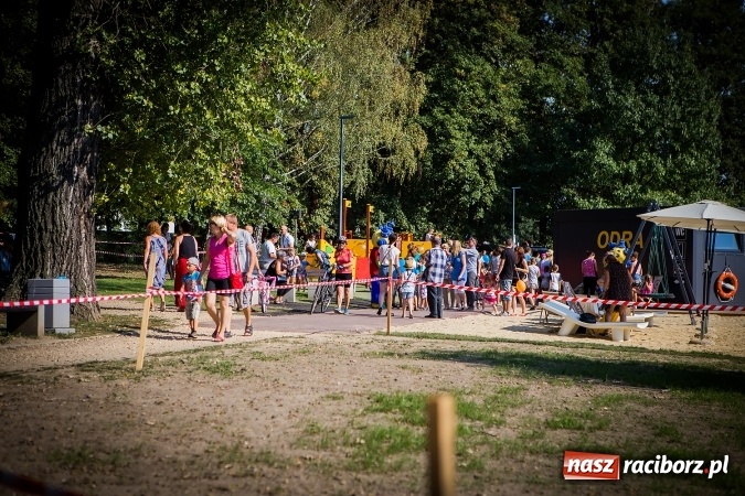 Zdjęcie w galerii na portalu naszraciborz.pl: IV Bajkowy Park. Zapełniliśmy bulwary z plażą. Dziękujemy serdecznie za wspólną zabawę wiadomości z regionu