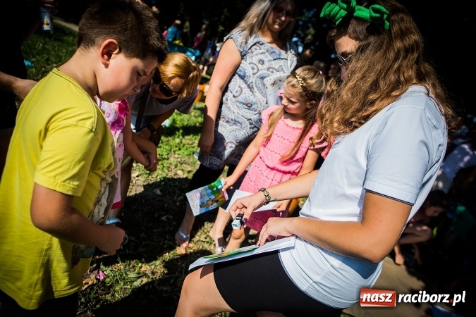 Zdjęcie w galerii na portalu naszraciborz.pl: IV Bajkowy Park. Zapełniliśmy bulwary z plażą. Dziękujemy serdecznie za wspólną zabawę wiadomości z regionu