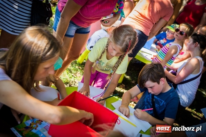 Zdjęcie w galerii na portalu naszraciborz.pl: IV Bajkowy Park. Zapełniliśmy bulwary z plażą. Dziękujemy serdecznie za wspólną zabawę wiadomości z regionu