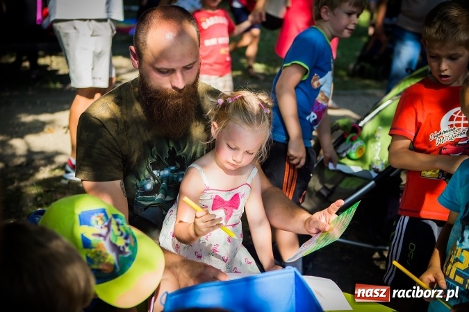 Zdjęcie w galerii na portalu naszraciborz.pl: IV Bajkowy Park. Zapełniliśmy bulwary z plażą. Dziękujemy serdecznie za wspólną zabawę wiadomości z regionu