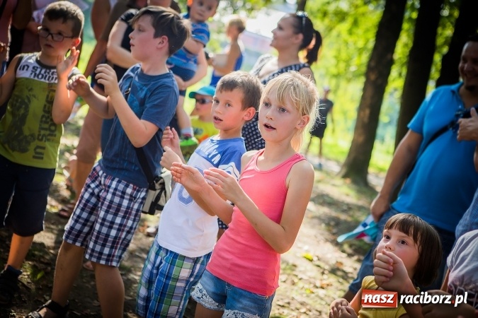Zdjęcie w galerii na portalu naszraciborz.pl: IV Bajkowy Park. Zapełniliśmy bulwary z plażą. Dziękujemy serdecznie za wspólną zabawę wiadomości z regionu