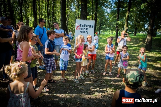 Zdjęcie w galerii na portalu naszraciborz.pl: IV Bajkowy Park. Zapełniliśmy bulwary z plażą. Dziękujemy serdecznie za wspólną zabawę wiadomości z regionu
